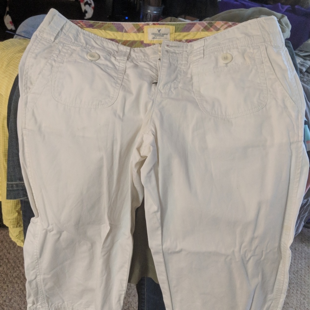 Capri pants
